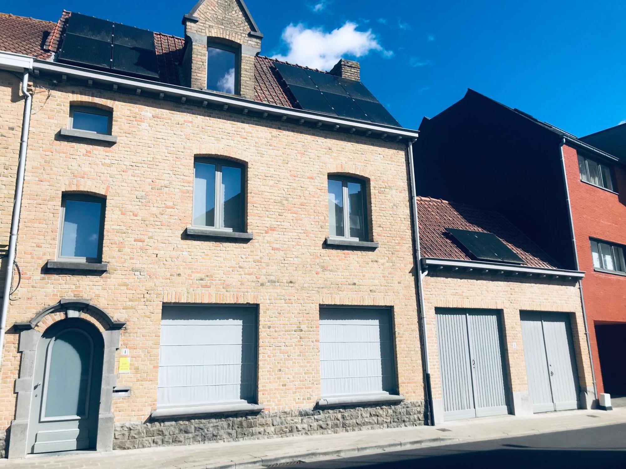 Maison Remy Іпр Екстер'єр фото